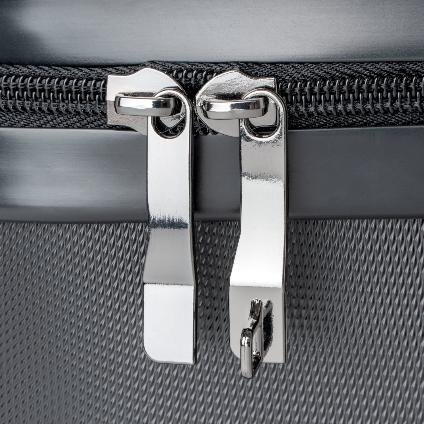 Inner Circle™ Jetsetter Suitcase